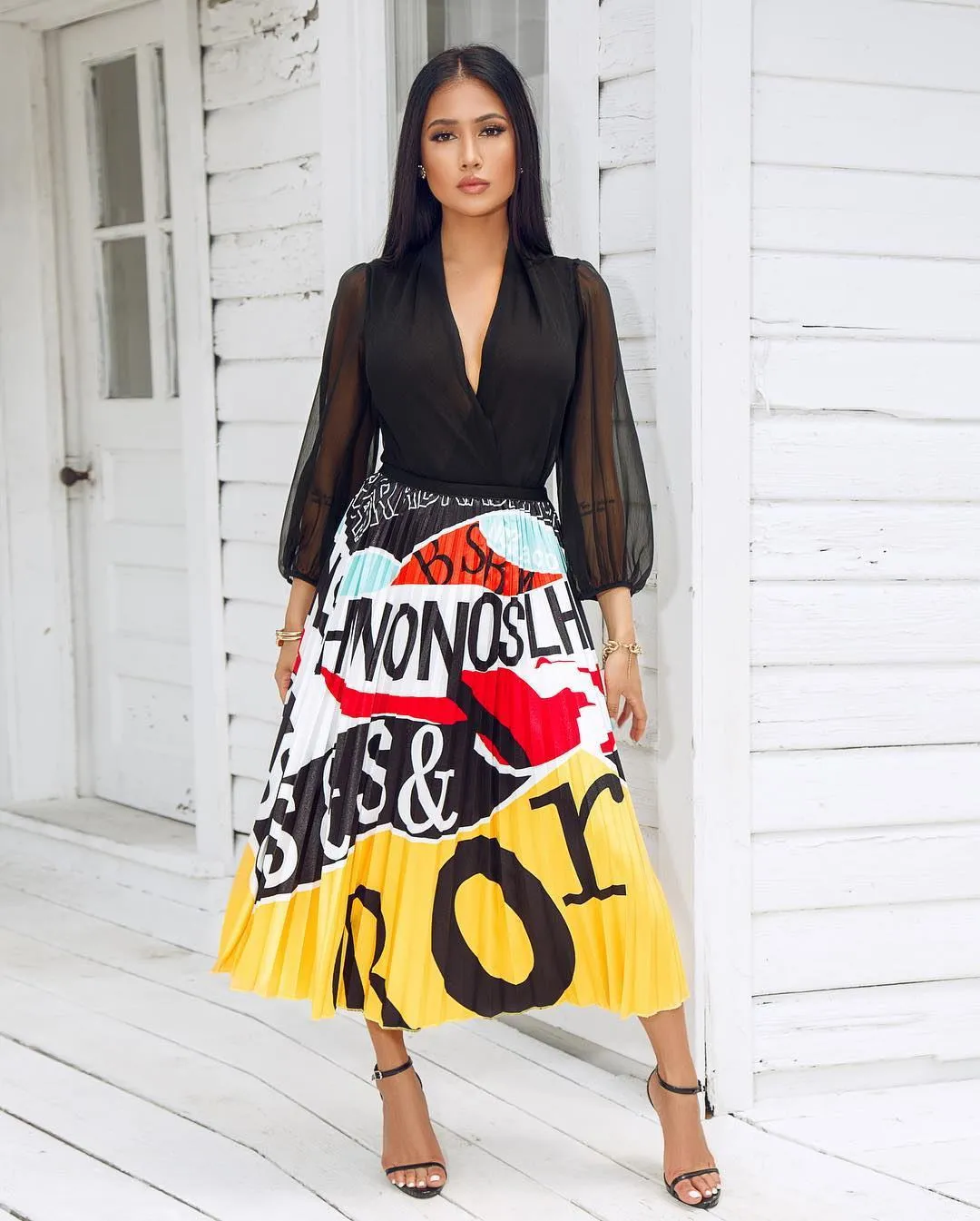 Classy Classic Mid Waist Women's Cartoon Pleated Skirt