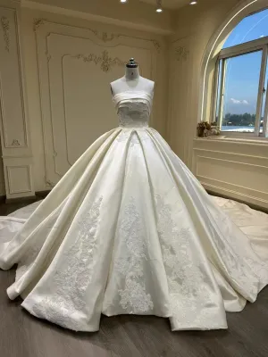 Off shoulder mikado matte satin alencon lace embellishments ivory white ball gown couture wedding dress 2024